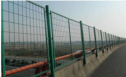 涪城区道路护栏双边丝护栏网 - 方案